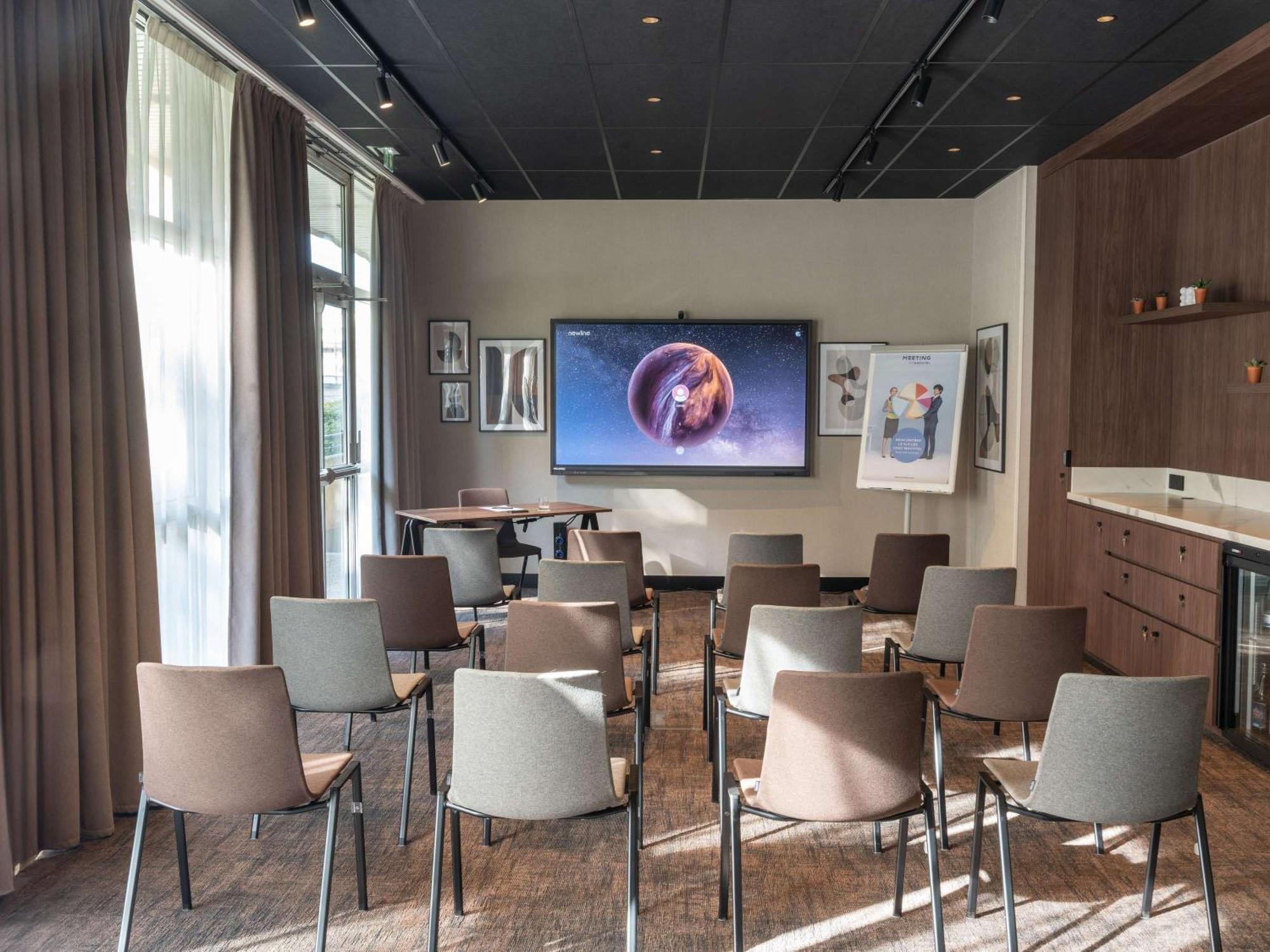 Novotel Nantes Centre Bord De Loire מראה חיצוני תמונה