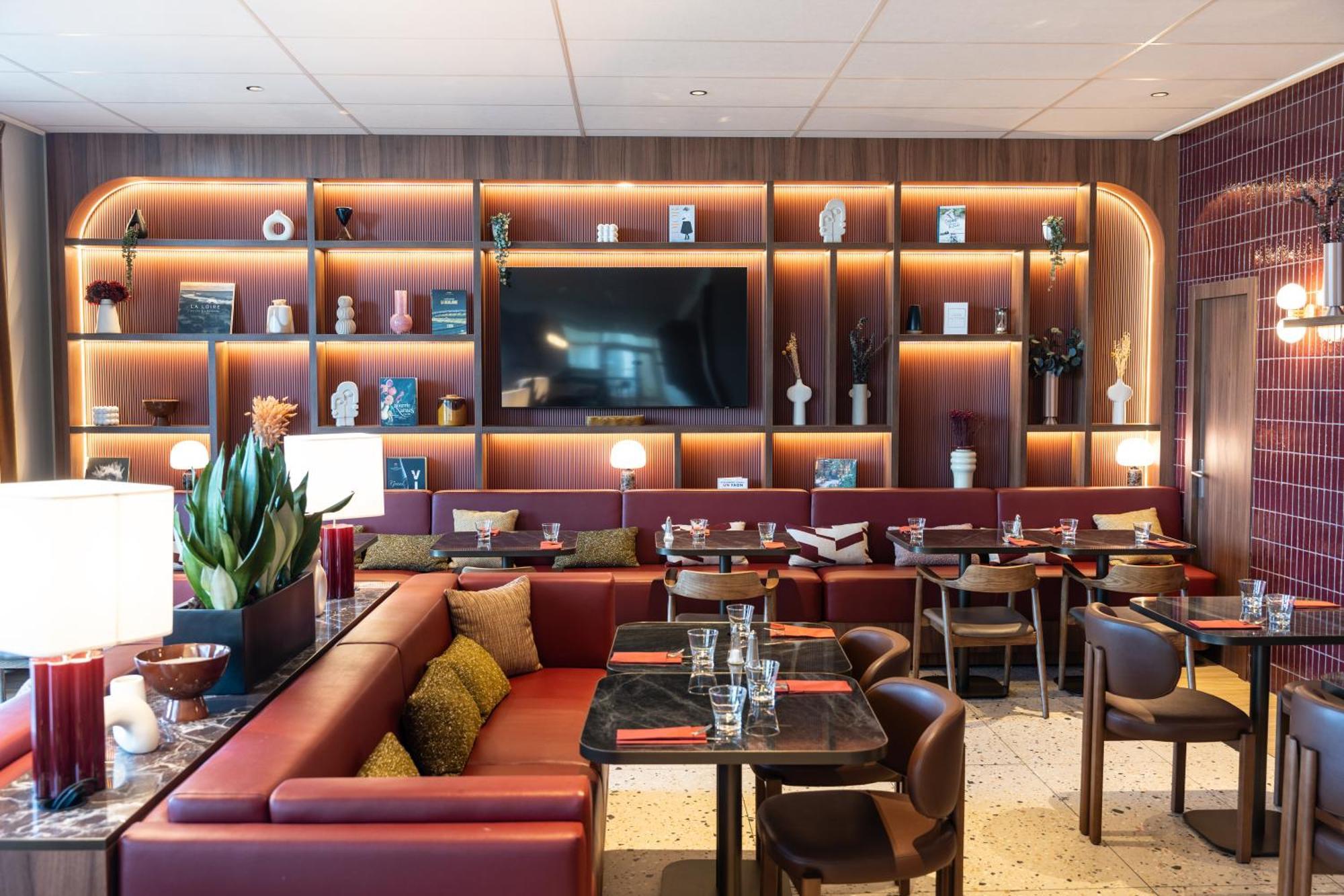 Novotel Nantes Centre Bord De Loire מראה חיצוני תמונה
