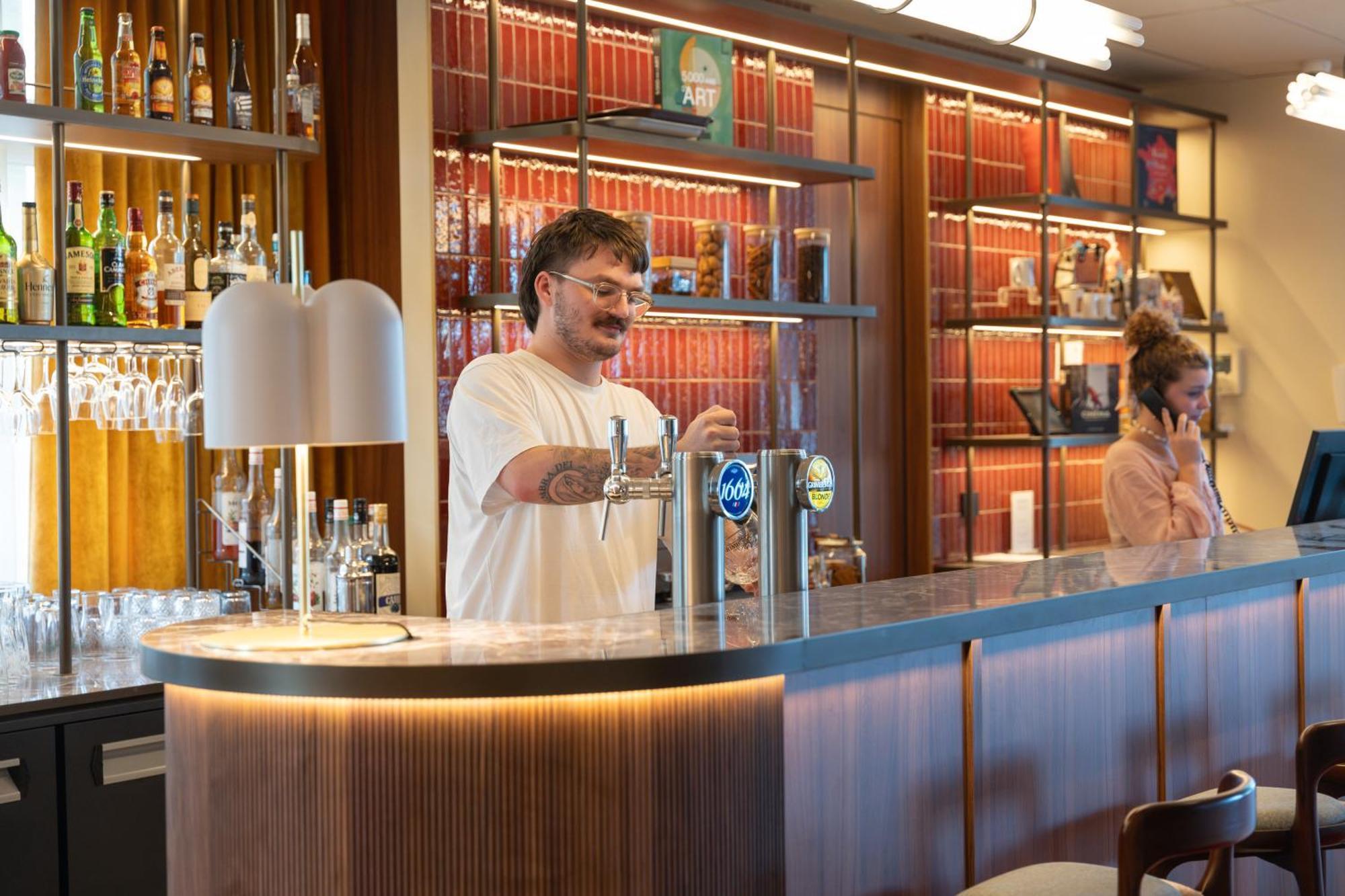 Novotel Nantes Centre Bord De Loire מראה חיצוני תמונה