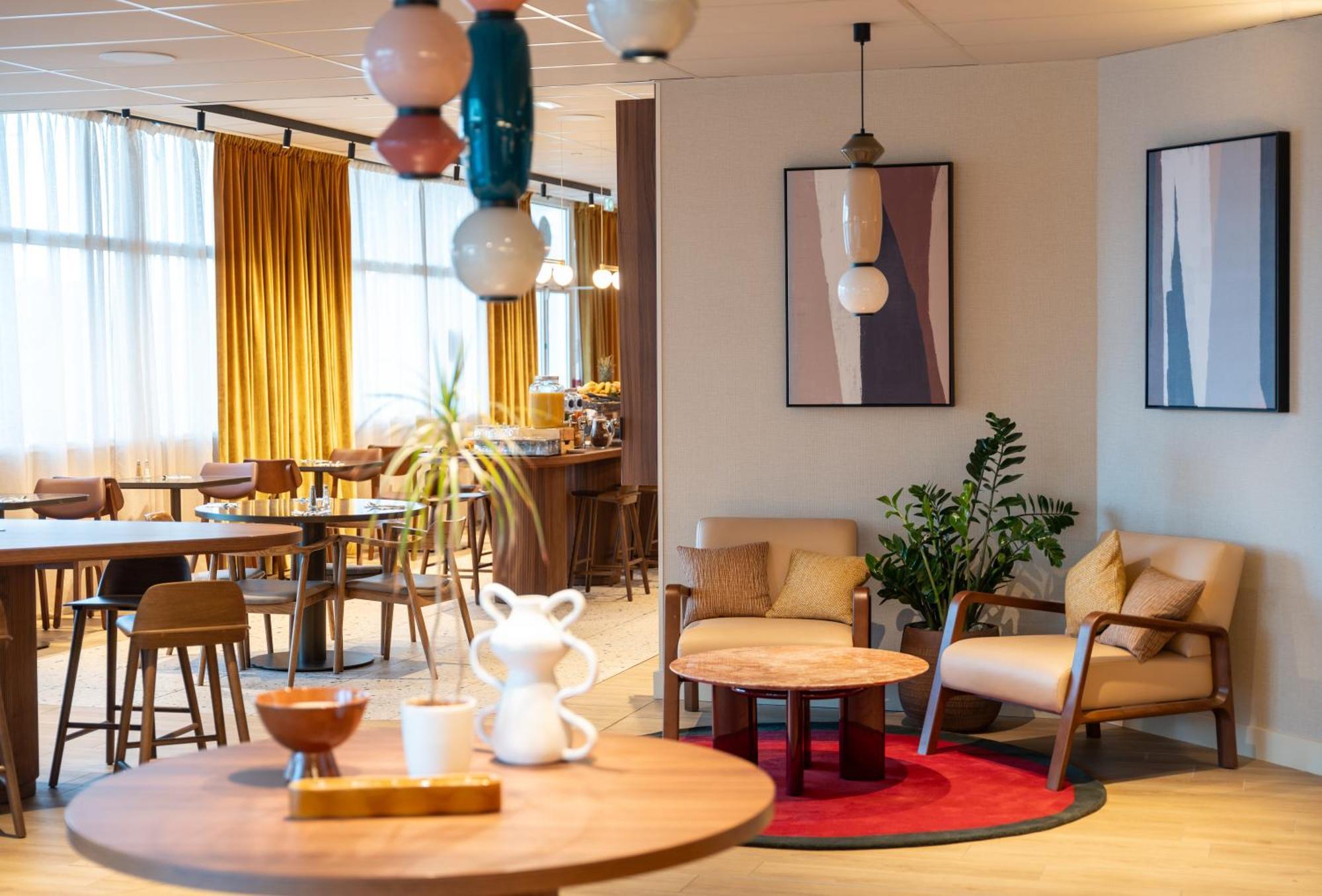 Novotel Nantes Centre Bord De Loire מראה חיצוני תמונה